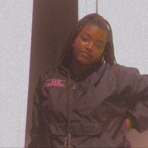 Meet your Posher, Joyce